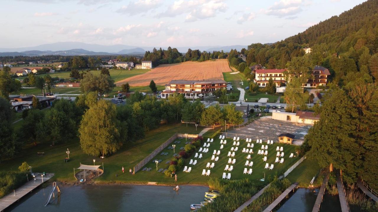 Das Alpensee Unterburg am Klopeiner See Bagian luar foto